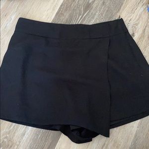 forever 21 black skort
